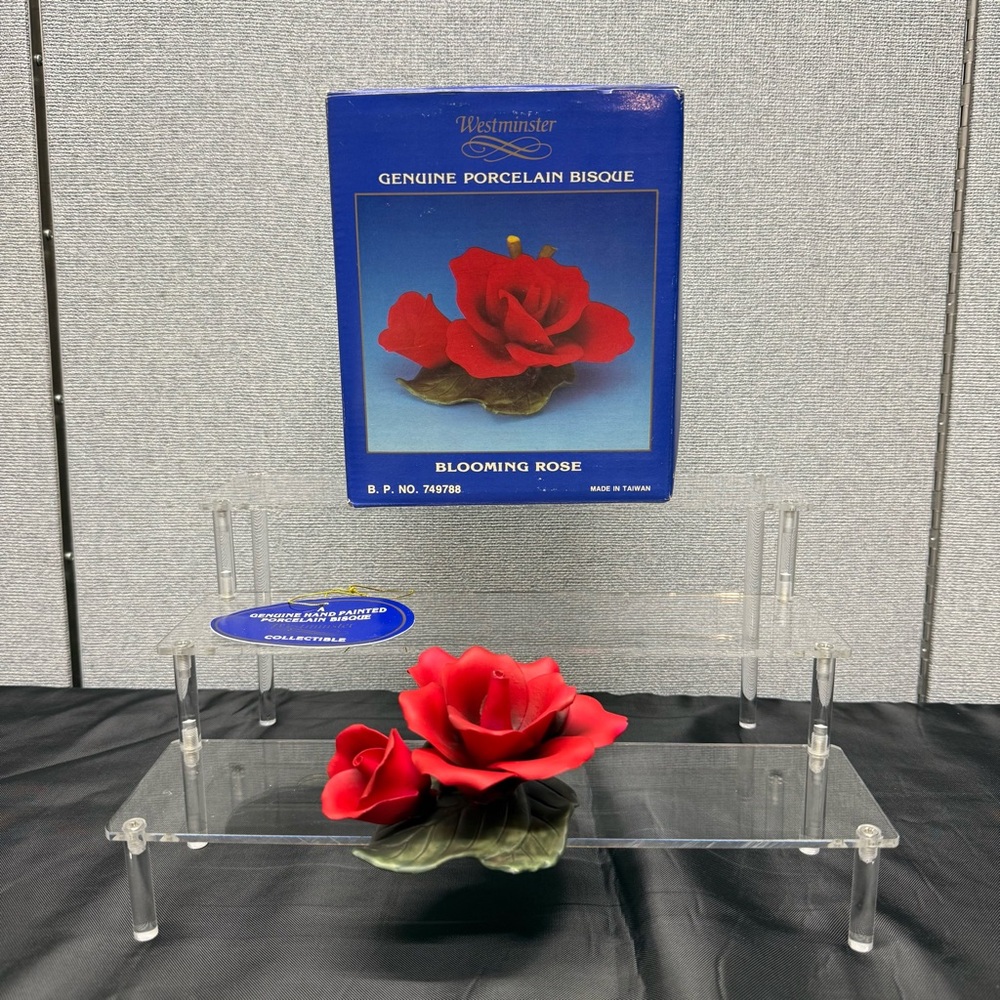 VTG-Westminster Large Porcelain
Blooming Red  Rose Figurine